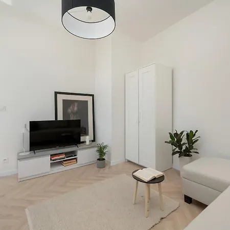 Appartamento Rozbrat Pleasing Near The Market By Renters *
