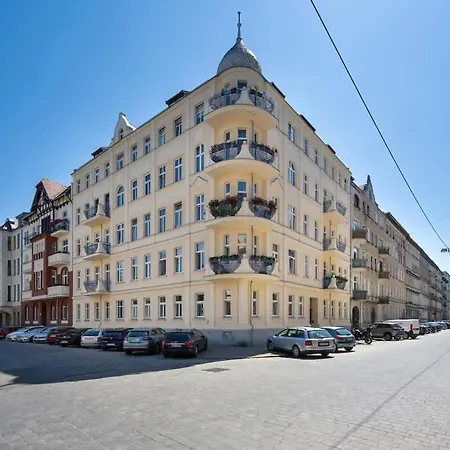 Rozbrat Pleasing Near The Market By Renters Breslavia